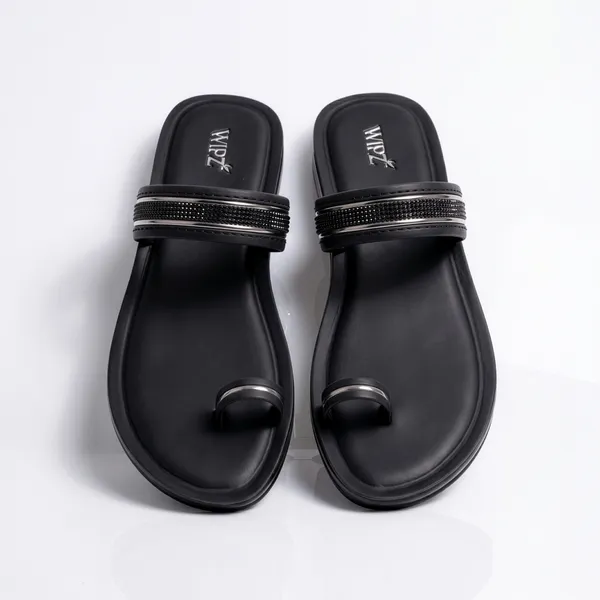 Women's_Stylish_Crystal_Strap_Toe-Ring_Sandal-8039-Black