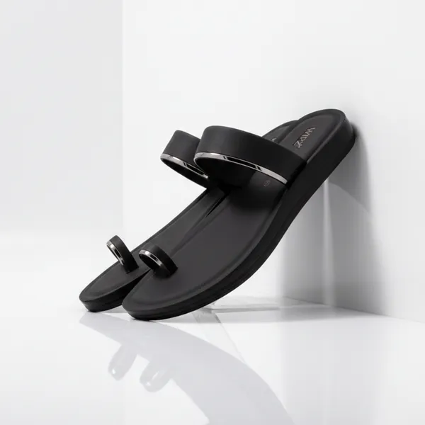 Women's_Stylish_Toe-Ring_Single-Straps_Sandal-8040-Black