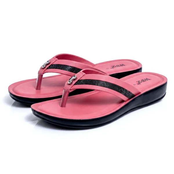 Women’s_Black_Square_Crystal_V-Strap_Sandal_8023-Carrot
