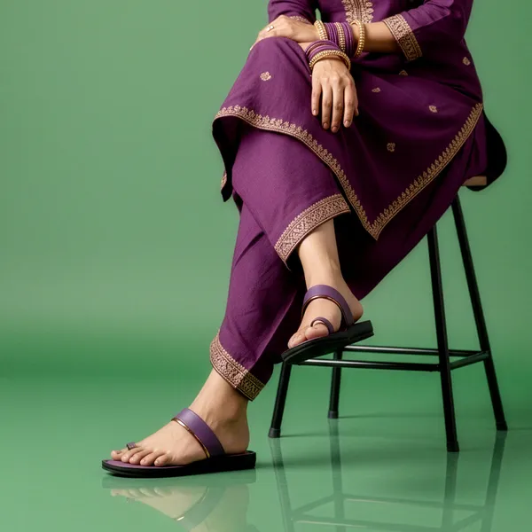 Women's_Stylish_Toe-Ring_Single-Straps_Sandal-8040-Wine