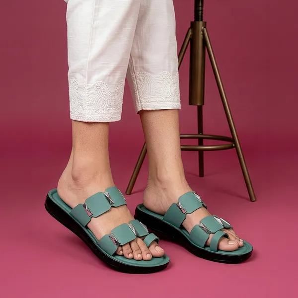 Women's_Stylish_Toe-Ring_Dual-Straps_Sandal-8033-Green