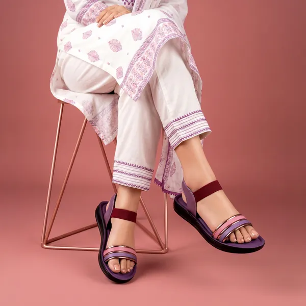 Women's_Stylish_Open-Toe_Dual-Tone_Strap_Backband_Comfort_Sandal-8038-Wine