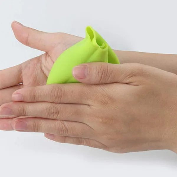 Green_Kitchen_Prep_(Peeling)_Stainless_Steel_Kitchen_Peeler