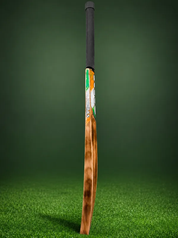 Black_Mamba_English_Willow_Cricket_Bat_Hard_tennis