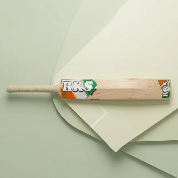 Grade_1_Kashmir_Willow_Season_Cricket_Bat_With_Natural_Finish