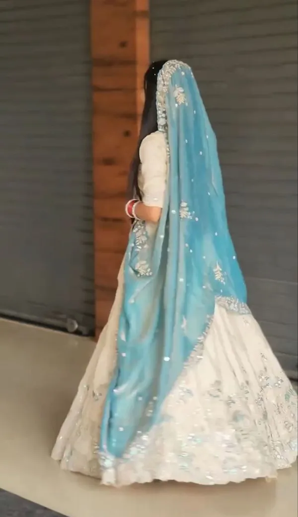 Chinon_Silk_Lehenga_Choli
