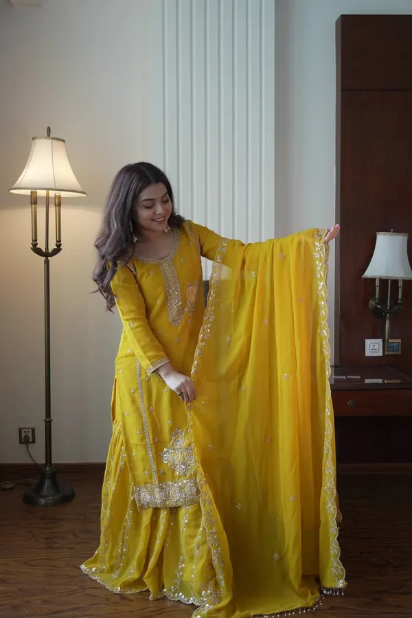 Georgette_Sharara_Suit