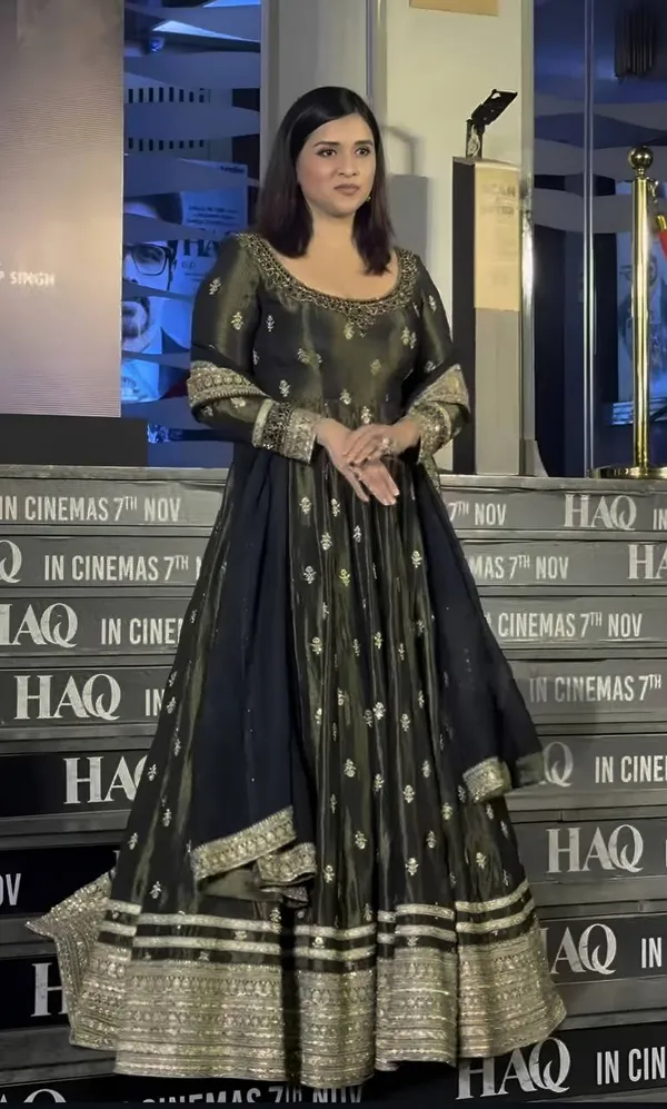 Chinon_Silk_Anarkali_Suit