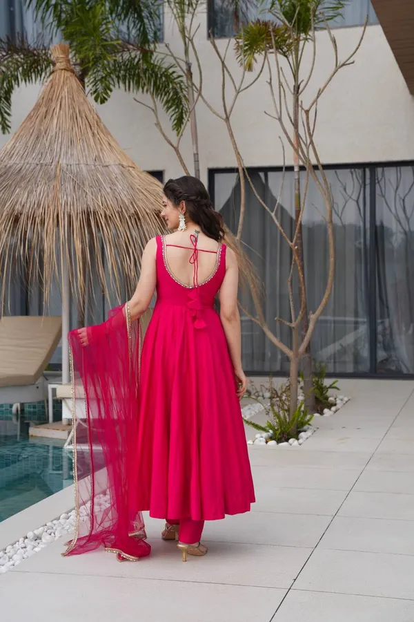 Roman_Silk_Anarkali_Suit