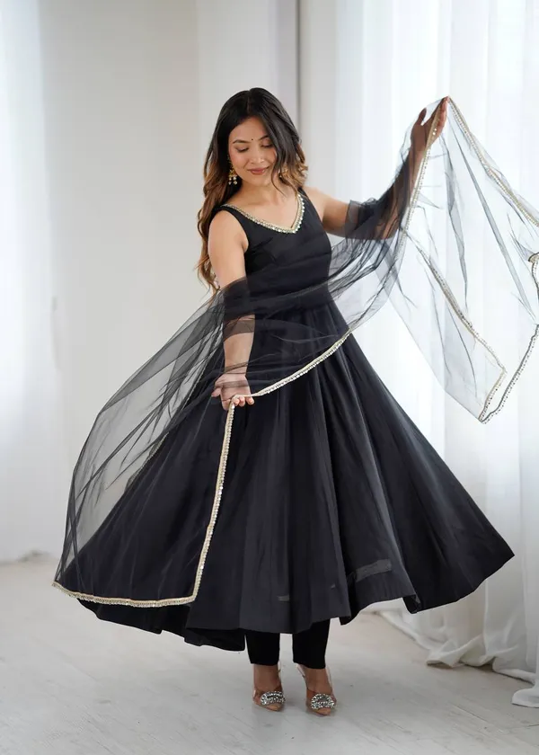 Roman_Silk_Anarkali_Suit