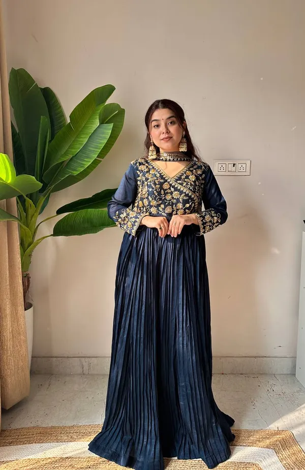 Vichitra_Silk_Anarkali_Suit