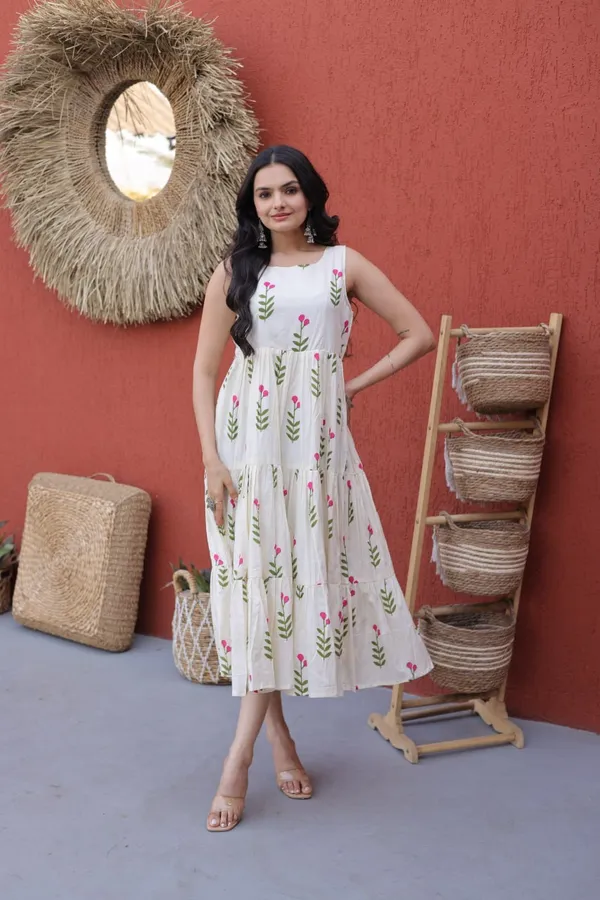 White_Cotton_Kurti_For_Women