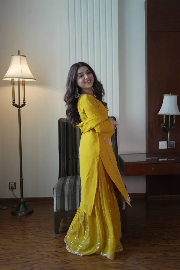 Georgette_Sharara_Suit
