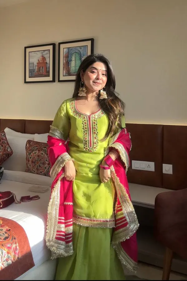 Georgette_Sharara_Suit