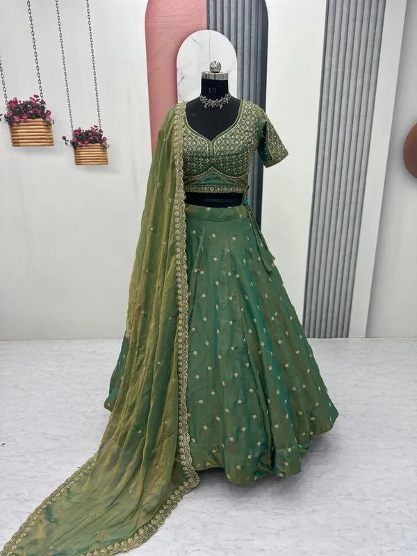 Chinon_Silk_Lehenga_Choli
