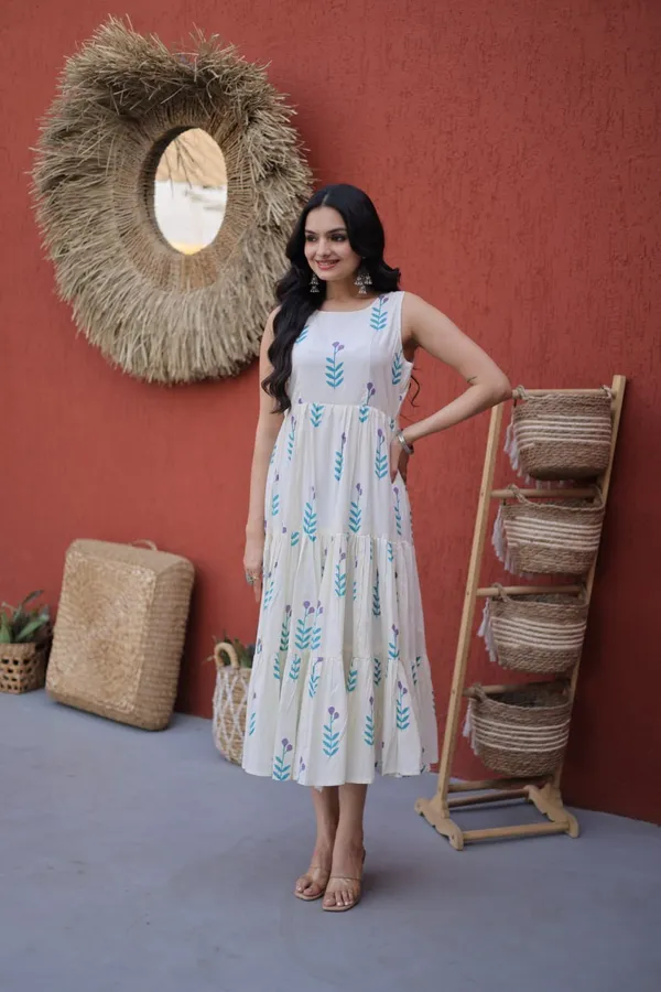 White_Cotton_Kurti_For_Women