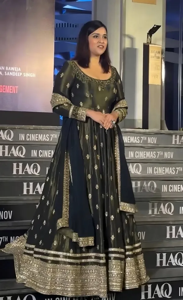 Chinon_Silk_Anarkali_Suit