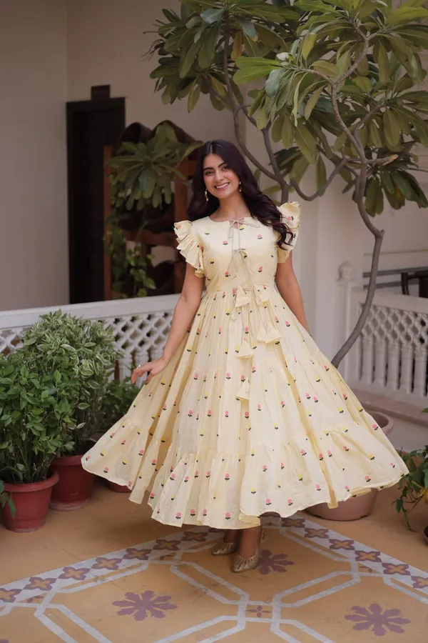 Cream_Cotton_Kurti_For_Women