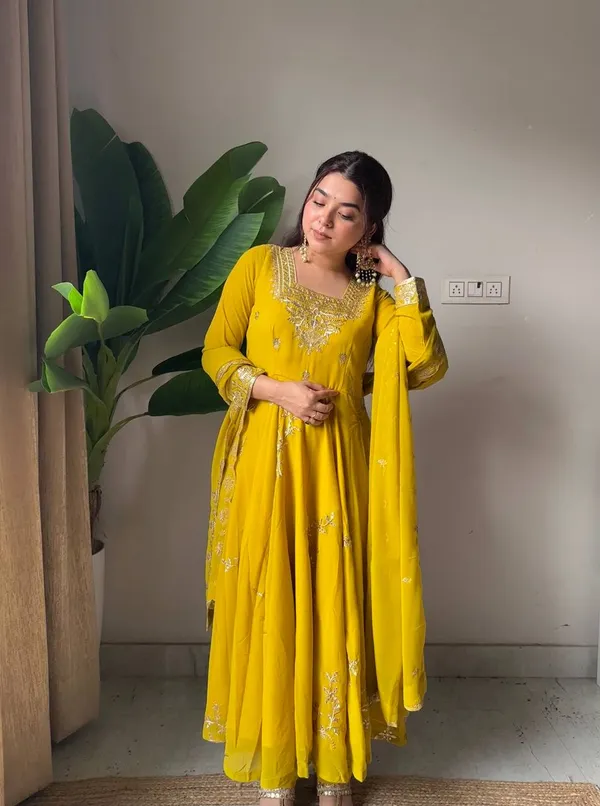 Georgette_Anarkali_Suit