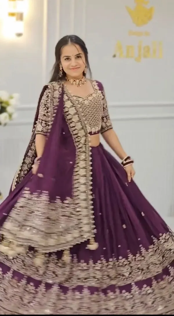 Chinon_Silk_Lehenga_Choli