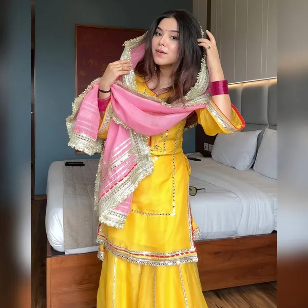 Georgette_Sharara_Suit