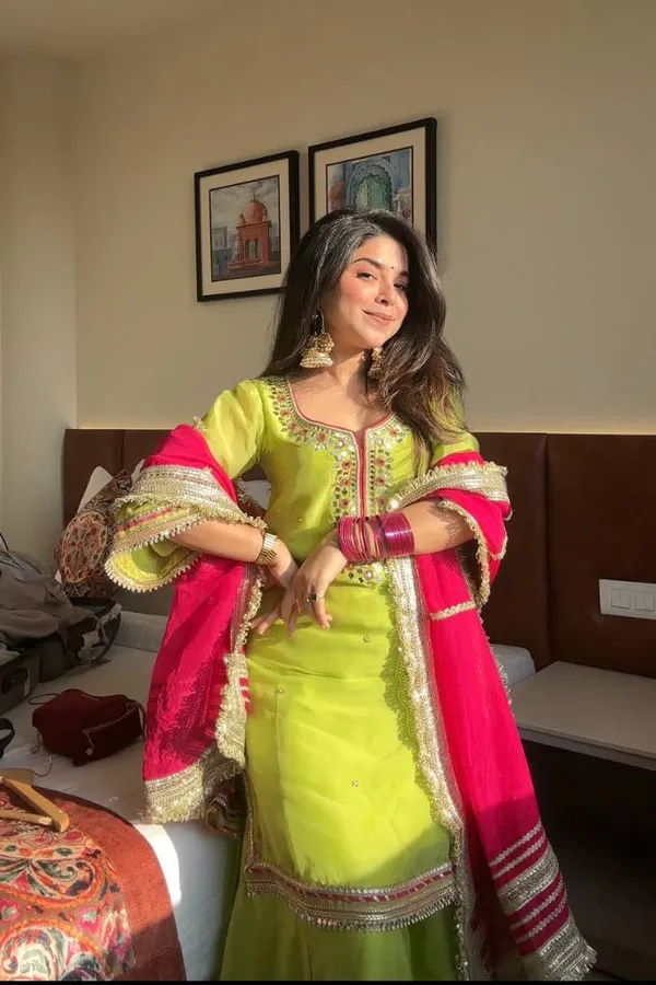 Georgette_Sharara_Suit