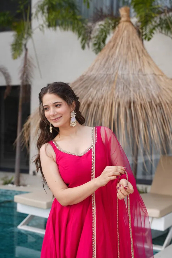 Roman_Silk_Anarkali_Suit