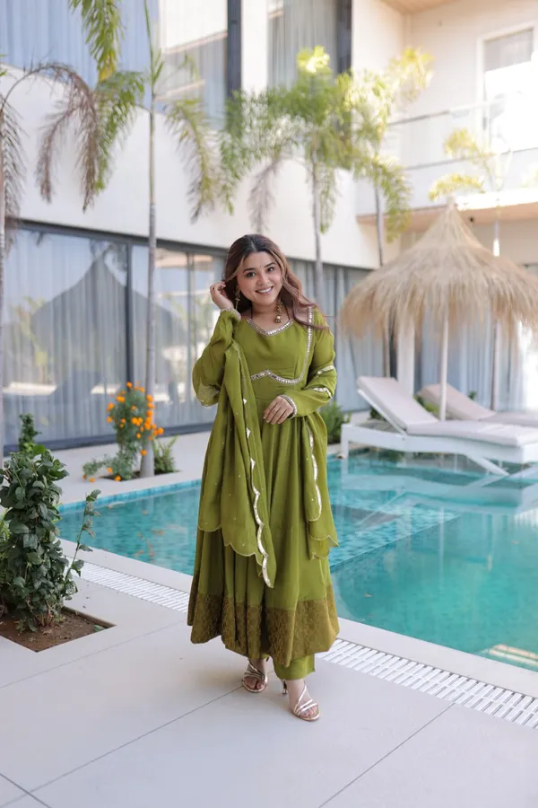 Mul_Chanderi_Anarkali_Suit