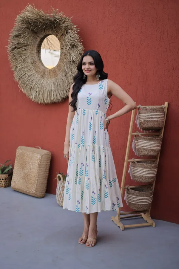 White_Cotton_Kurti_For_Women