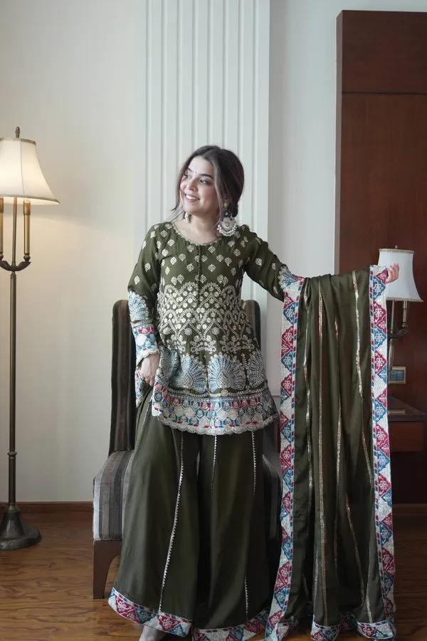 Chinon_Silk_Sharara_Suit