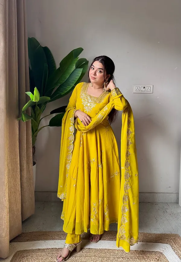 Georgette_Anarkali_Suit
