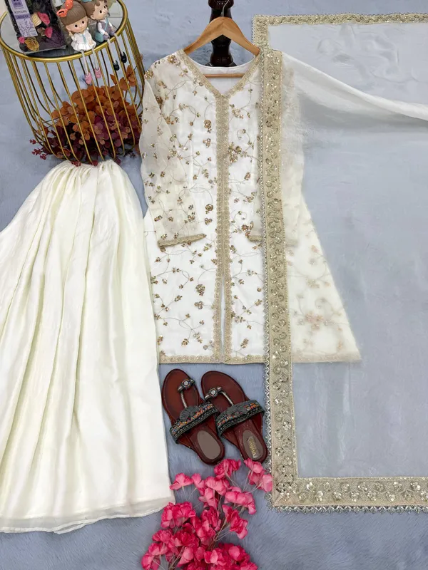 Fendi_Silk_Sharara_Suit