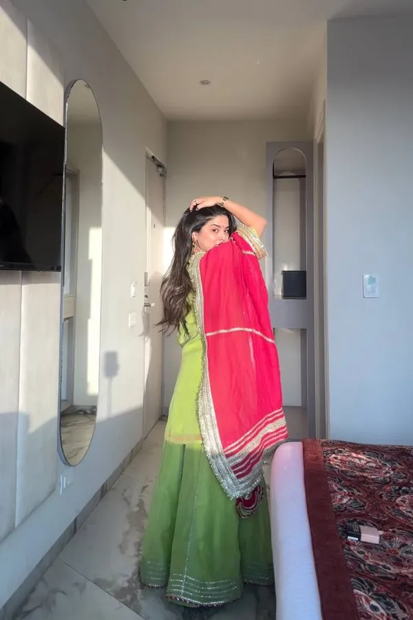 Georgette_Sharara_Suit