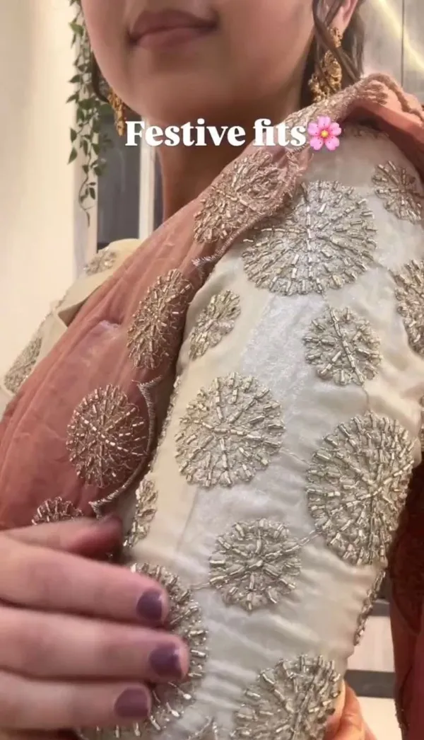 Chinon_Silk_Lehenga_Choli
