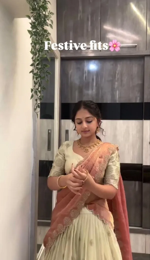 Chinon_Silk_Lehenga_Choli