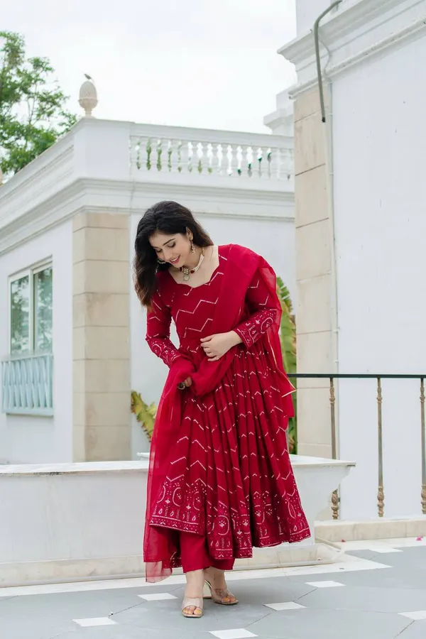 Georgette_Anarkali_Suit