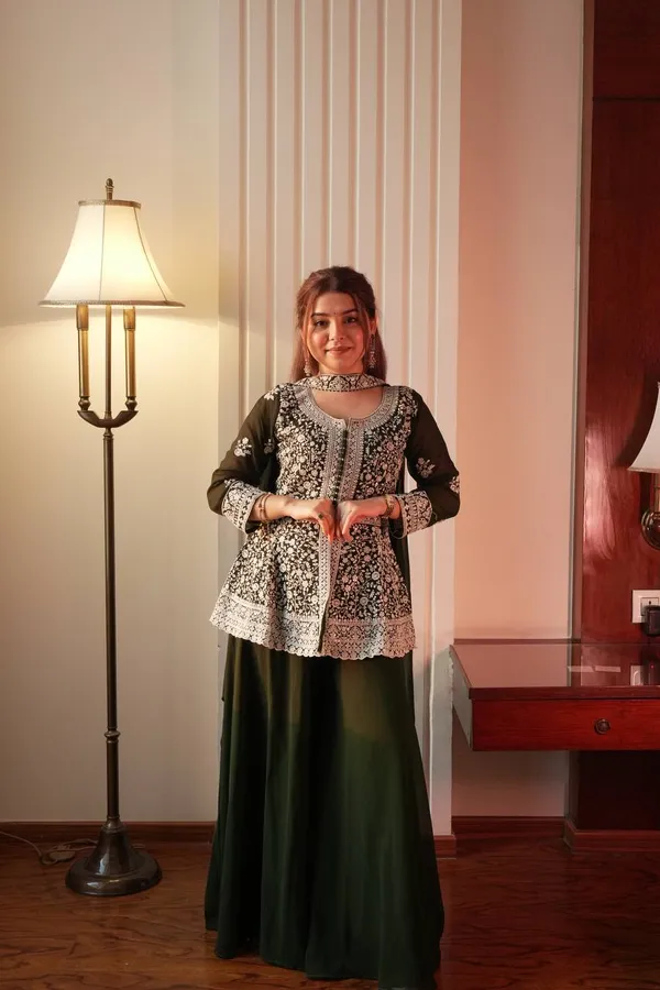 Georgette_Sharara_Suit