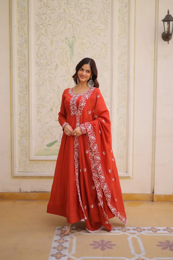 Mul_Chanderi_Anarkali_Suit
