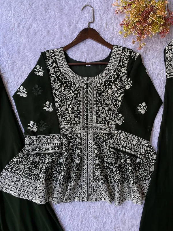 Georgette_Sharara_Suit