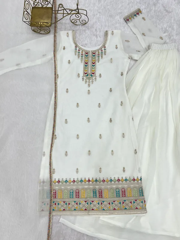 Georgette_Sharara_Suit