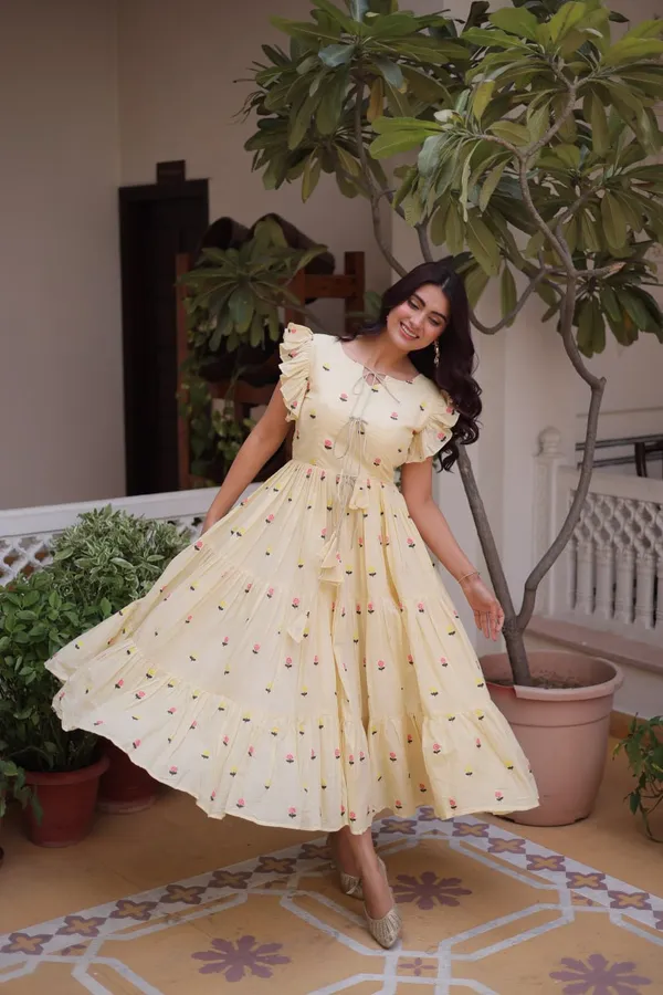Cream_Cotton_Kurti_For_Women