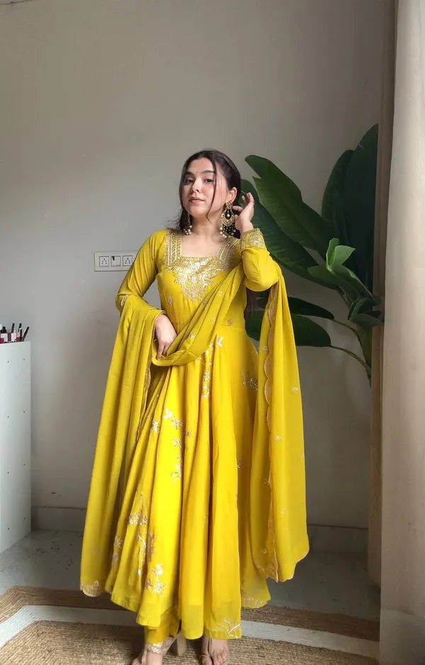Georgette_Anarkali_Suit