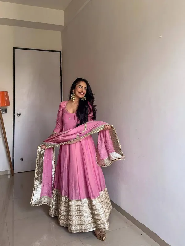 Georgette_Anarkali_Suit