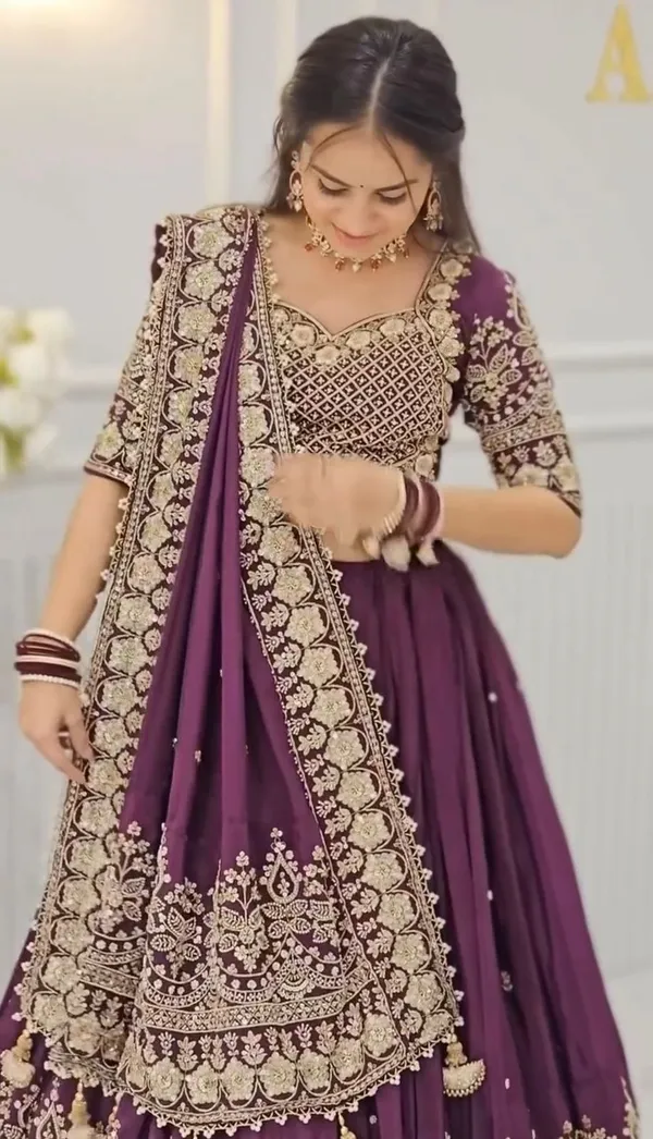 Chinon_Silk_Lehenga_Choli