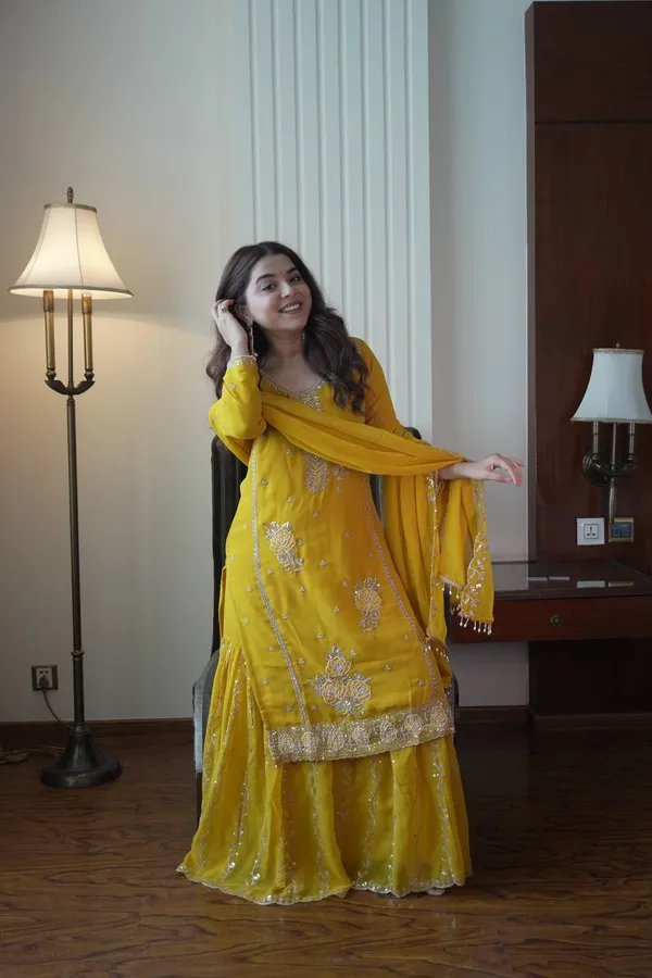 Georgette_Sharara_Suit
