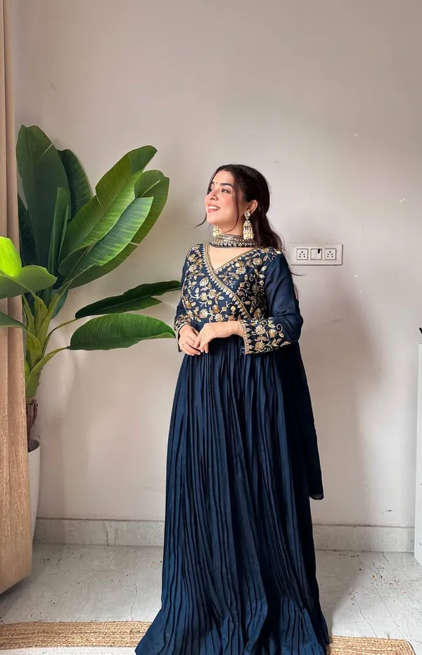 Vichitra_Silk_Anarkali_Suit