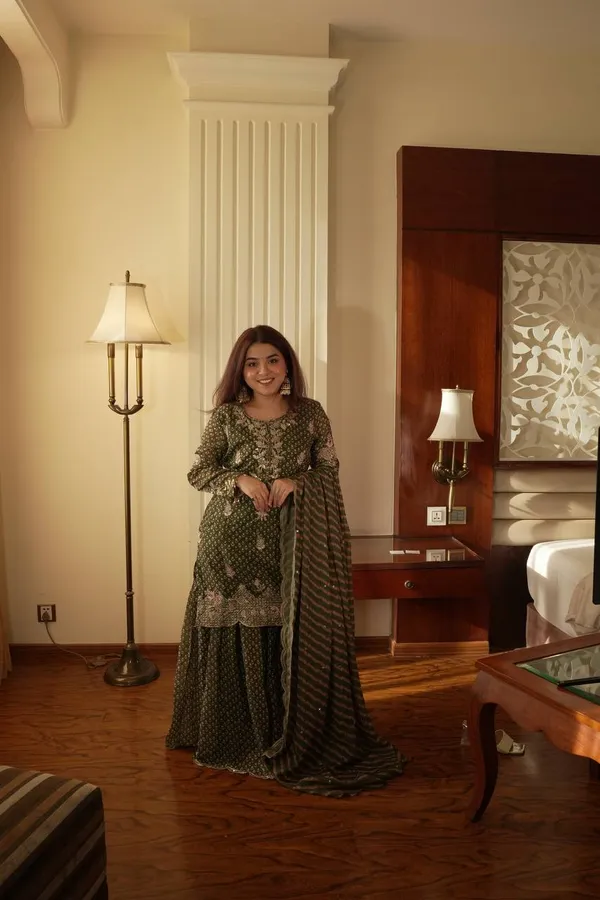 Chinon_Silk_Sharara_Suit