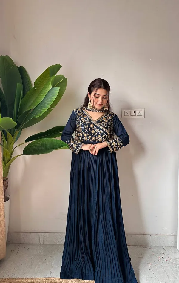 Vichitra_Silk_Anarkali_Suit