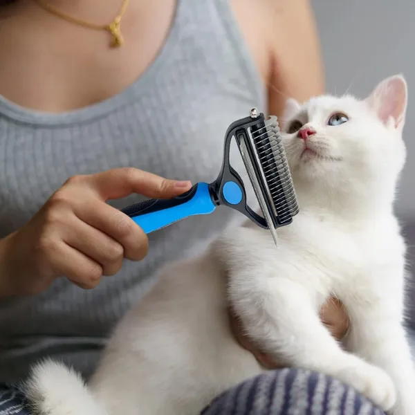 2_In_1_Pet_Grooming_Brush