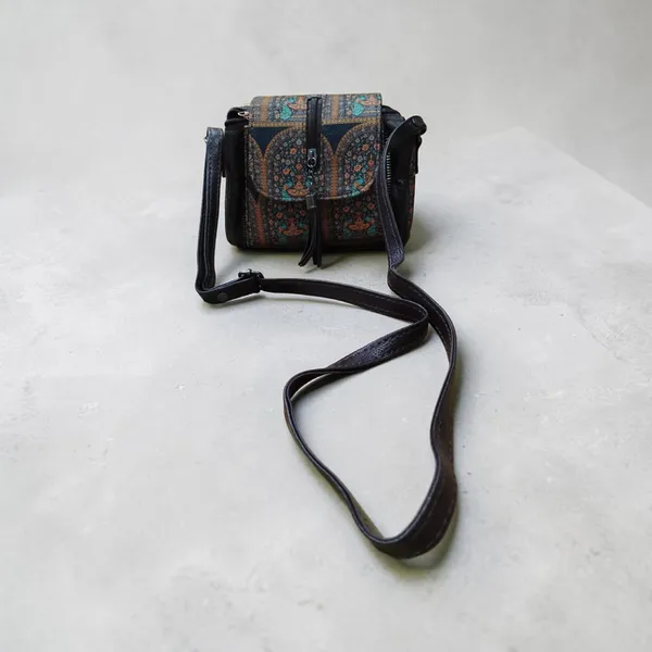 Blue_Printed_Fabric_With_Faux_Leather_Trims_Sling_Bag_For_Women